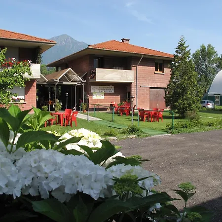 Lions Village 도모도솔라