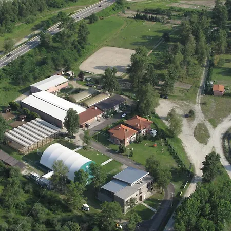 Lions Village *