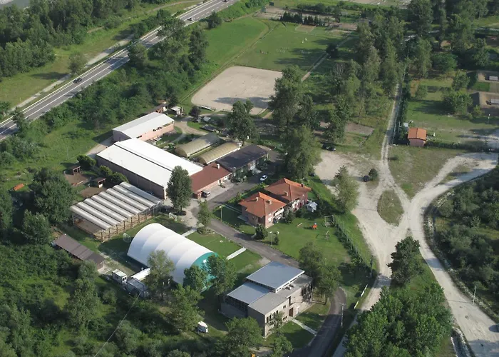 Lions Village *